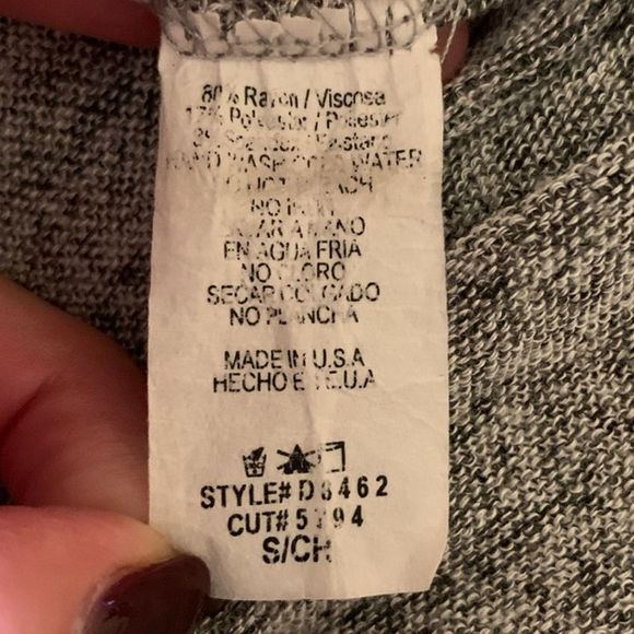 12 Pm By Mon Ami Dress Tunic Gray Knit Lace Cold Shoulder Flowy Size Small - Picture 5 of 6